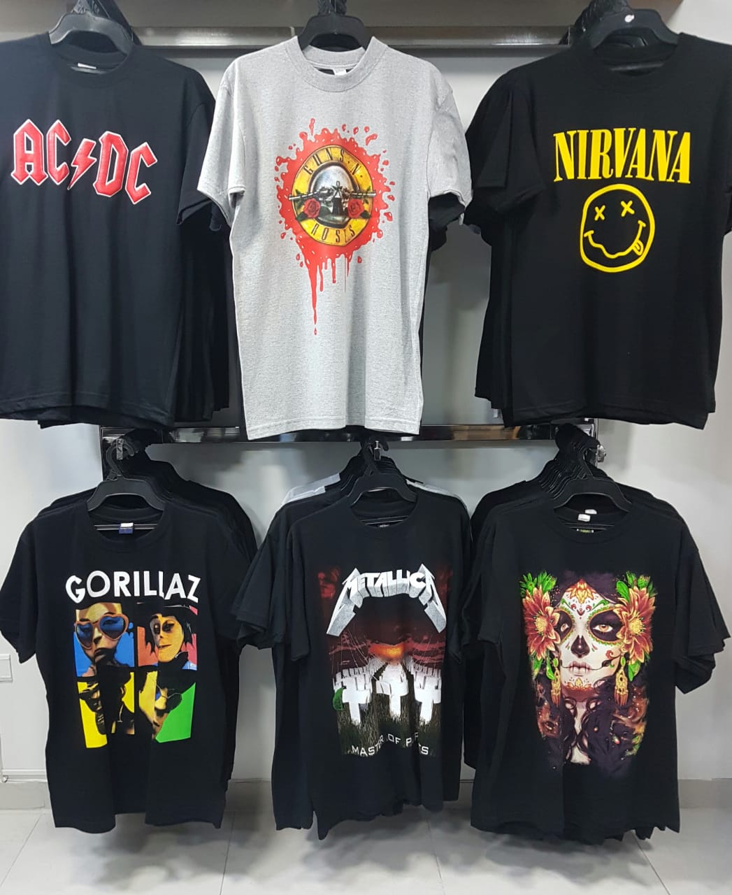 Comerciante Letrista Conejo Camisetas – Rock Manizales